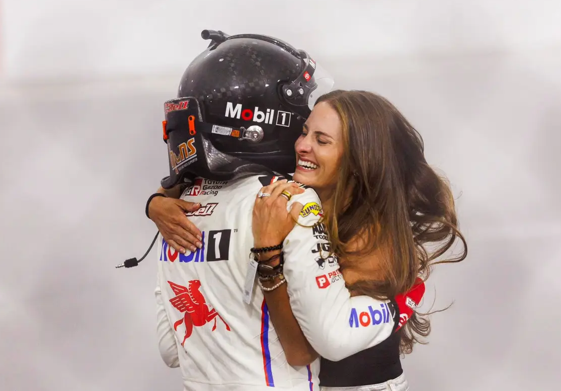 HEARTWARMING NEWS: NASCAR Star Christopher Bell Surprises Longtime Fan Battling Illness with VIP Race Experience, He Made..