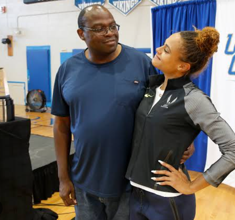 Sad News: 30 minutes in Dunellen, New Jersey, at age of 62 the family of Athletic star Sydney McLaughlin Announce urgent news to her followers that Her father Willie McLaughlin Currently…