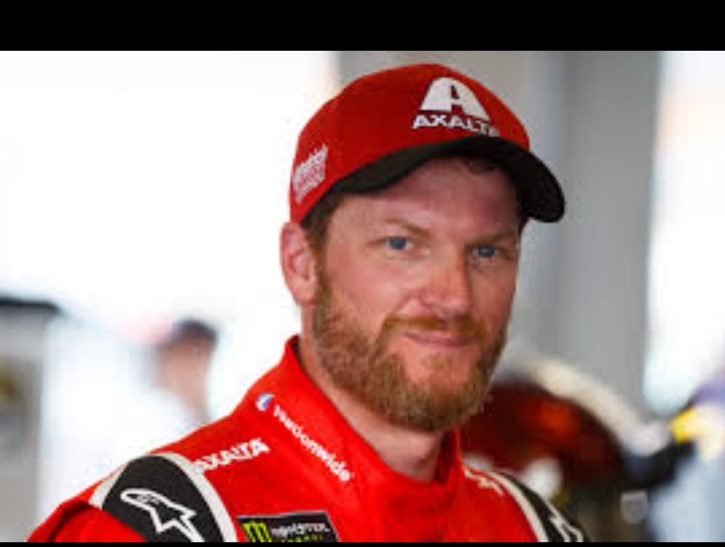 AMAZING: “Dale Jr. Shocks NASCAR World with Surprise Return for One Last Ride at Darlington!”